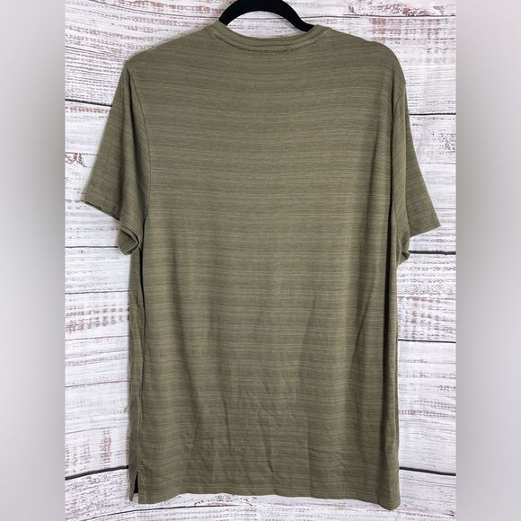 Vince t-shirt mens size medium olive Crew Neck - Picture 5 of 9
